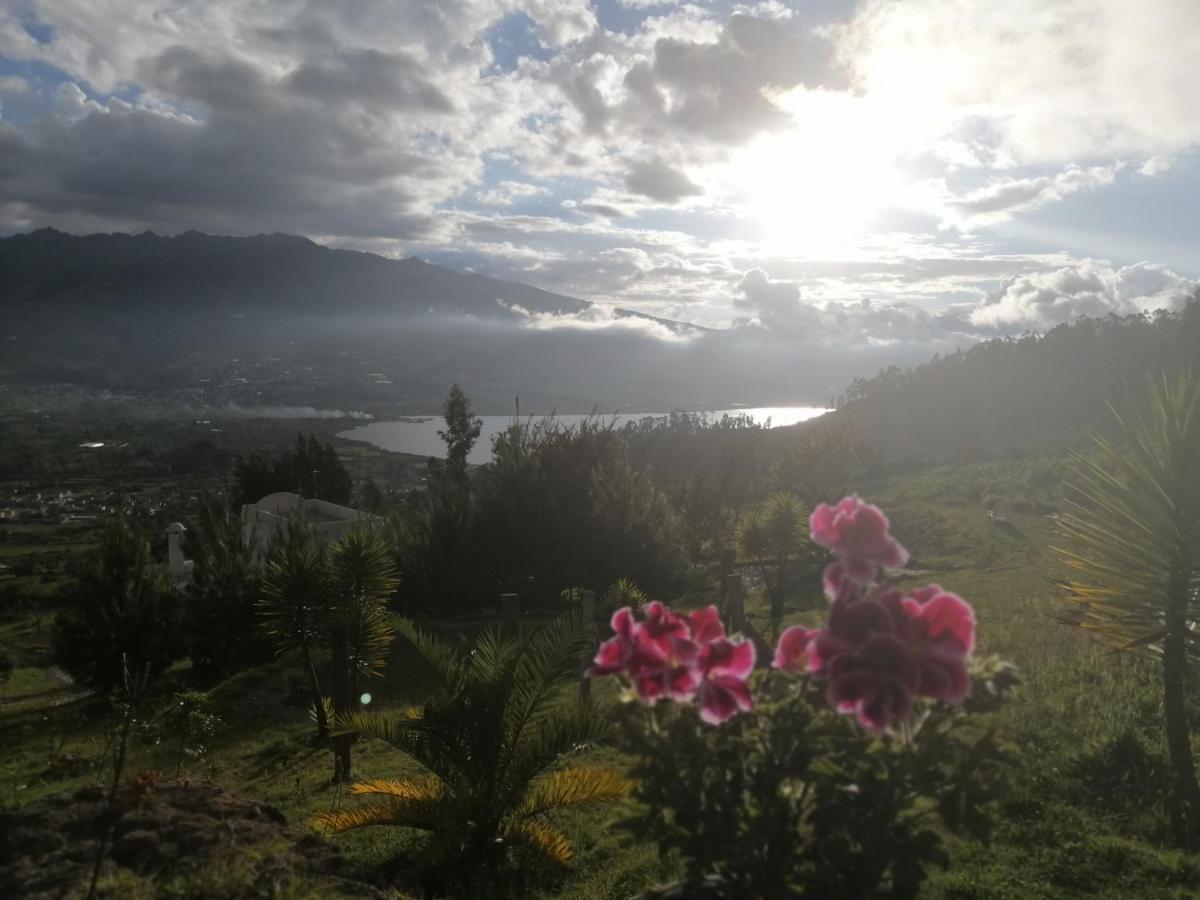 Samay Toa Hotel Otavalo Buitenkant foto