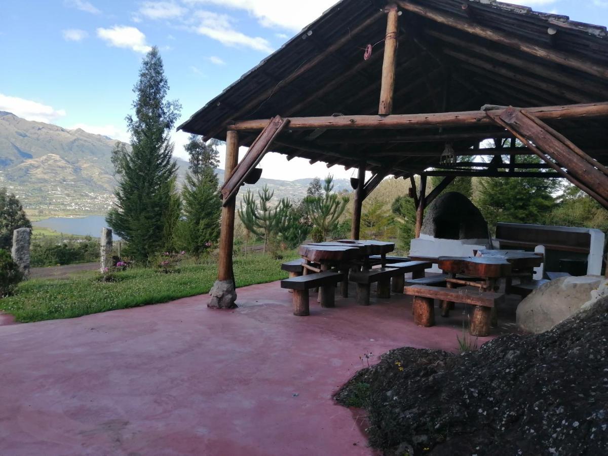 Samay Toa Hotel Otavalo Buitenkant foto