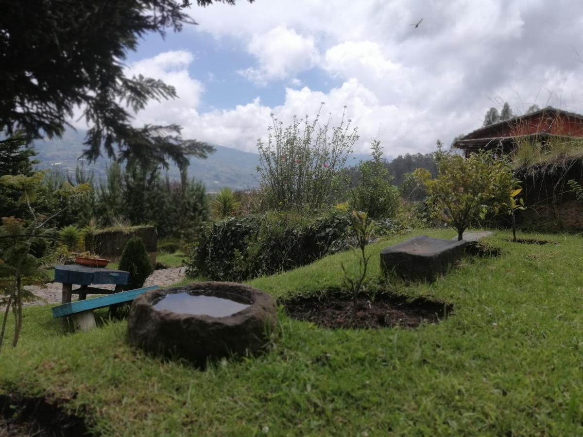 Samay Toa Hotel Otavalo Buitenkant foto